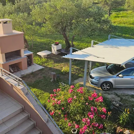 Apartment Borna Sukošan