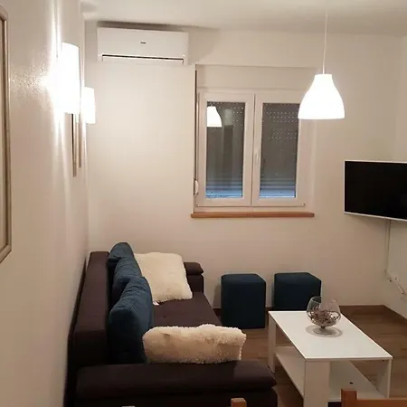 Borna Apartmán