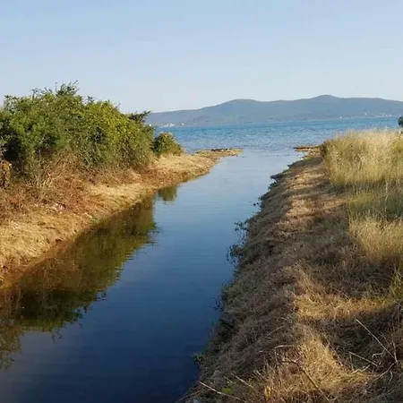 Borna Sukošan
