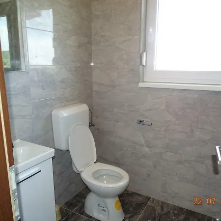 Apartment Borna Sukošan