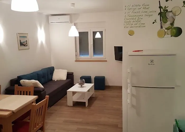 Διαμέρισμα Borna Sukošan