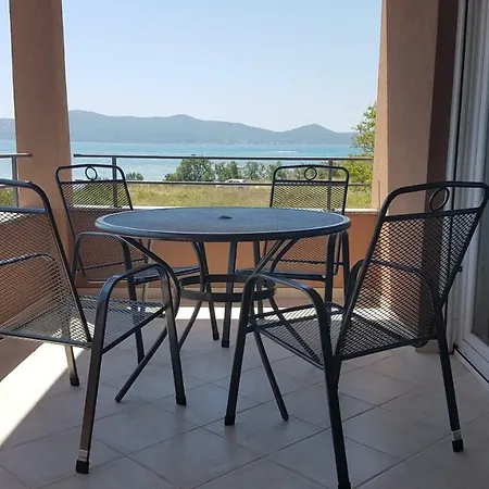 Borna Apartment