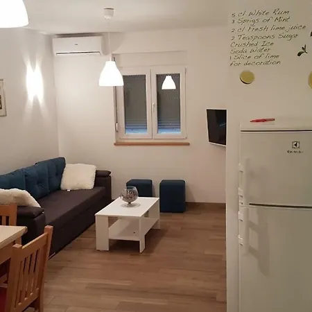 Apartament Borna Sukošan